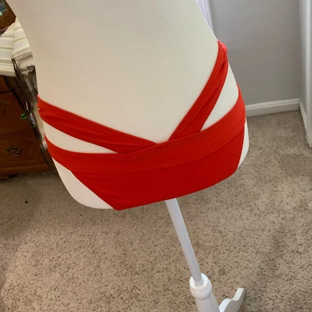 New swimsuit swimwear bottoms bikini woman’s size small Zuful forever young